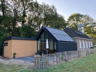 Contact - Gerda Siebring - kerk De Hoeve plus aanbouw